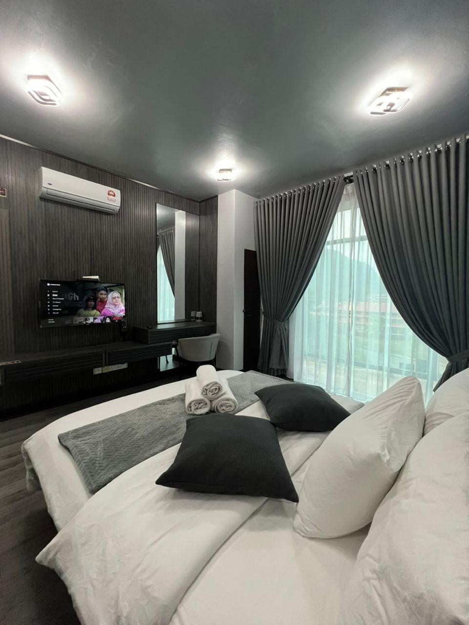 Samsara Studio Apartment At Kompleks Mutiara Gm Gua Musang Exterior photo