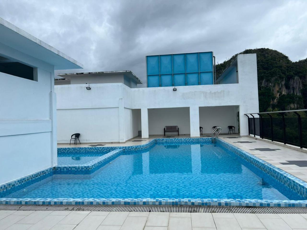 Samsara Studio Apartment At Kompleks Mutiara Gm Gua Musang Exterior photo
